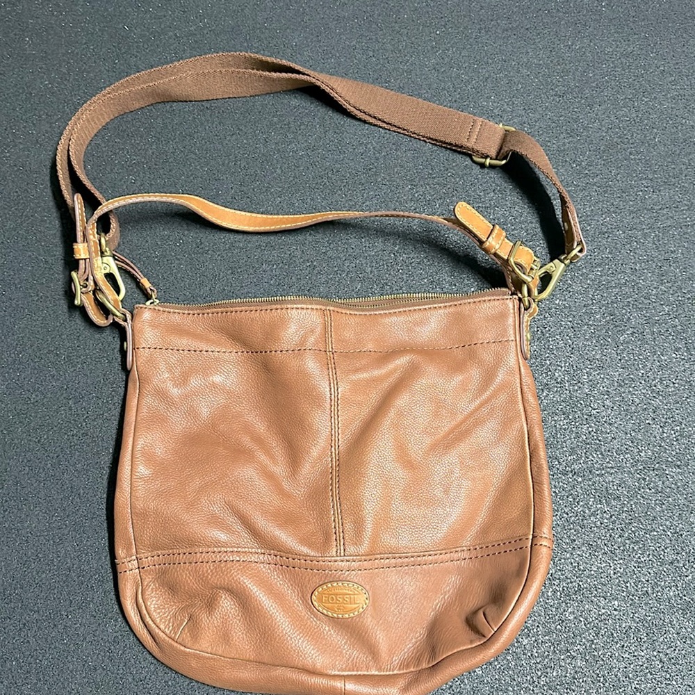 Fossil purse (REAL LEATHER)